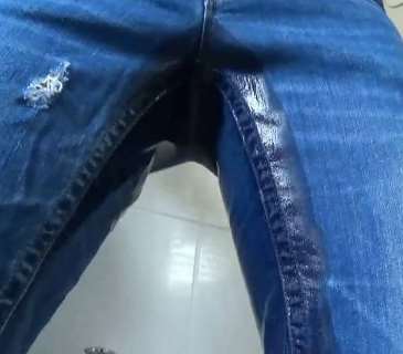 Die doppelte Jeans-Piss-Orgie